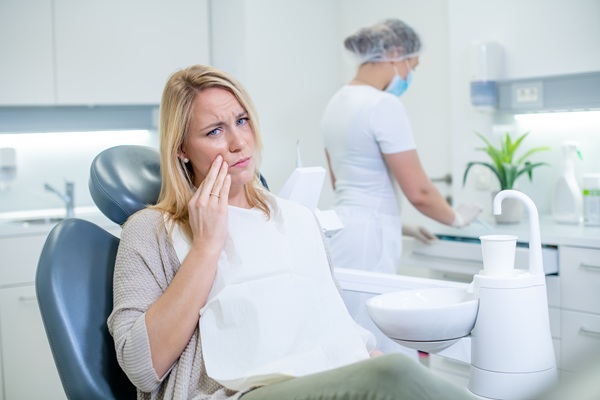 When To Visit An Emergency Dentist Vs An Emergency Room